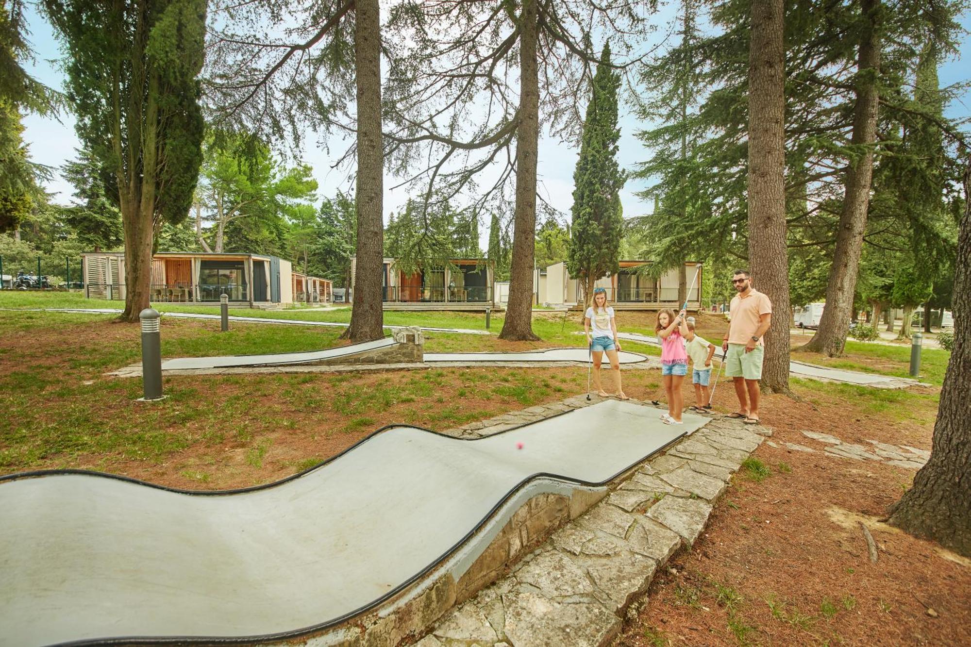 Adria Apartments - Hotel & Resort Adria أنكاران المظهر الخارجي الصورة